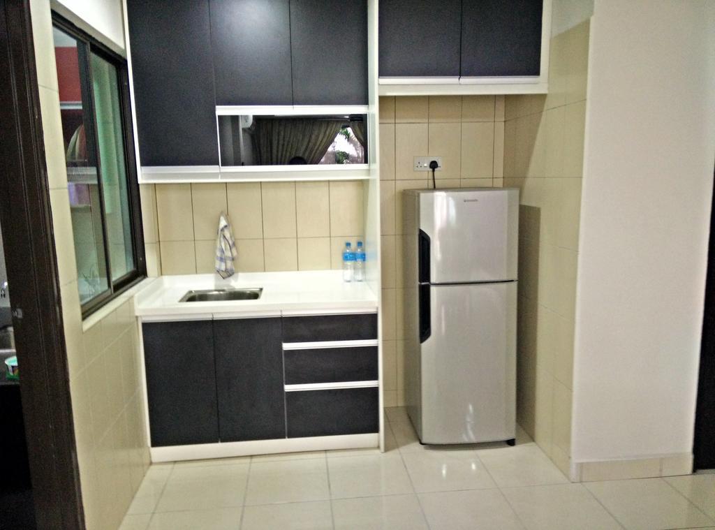 Indah Alam Condo Shah Alam Rum bild